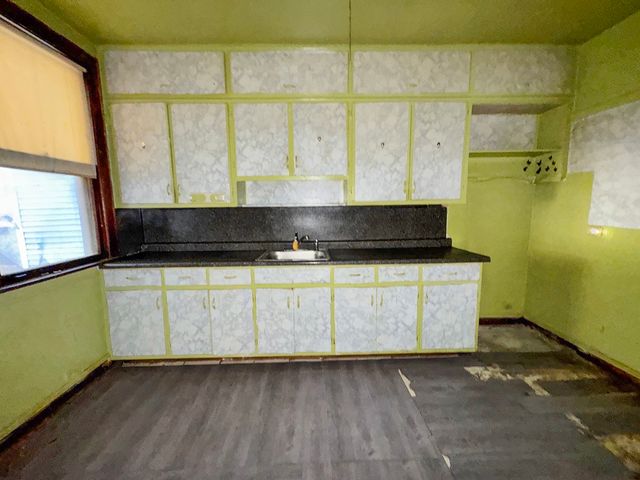 6753 S Laflin Street, Chicago, IL 60636