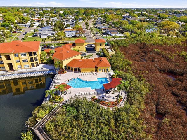 4323 BAYSIDE VILLAGE DRIVE 201, Tampa, FL 33615