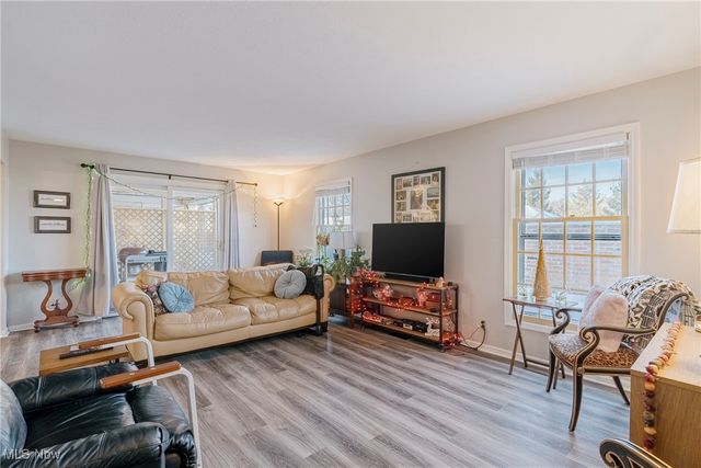 25 Berkshire Court 3A, Akron, OH 44313