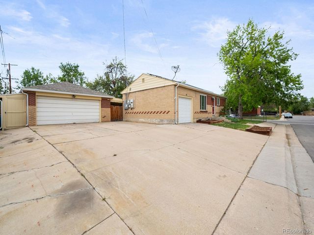 2161 Meadowbrook Drive, Denver, CO 80221
