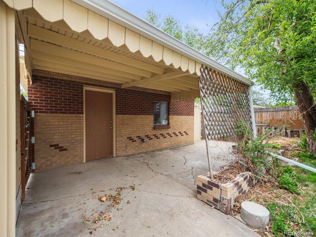 2161 Meadowbrook Drive, Denver, CO 80221