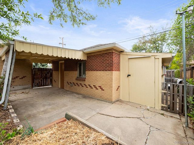 2161 Meadowbrook Drive, Denver, CO 80221