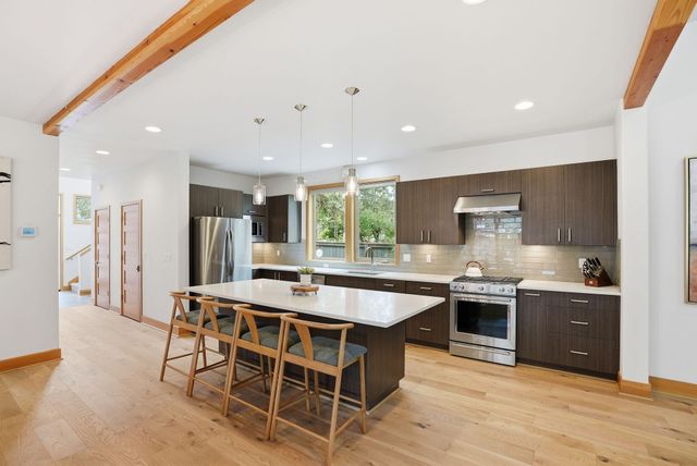 19536 E Campbell Road, Bend, OR 97702
