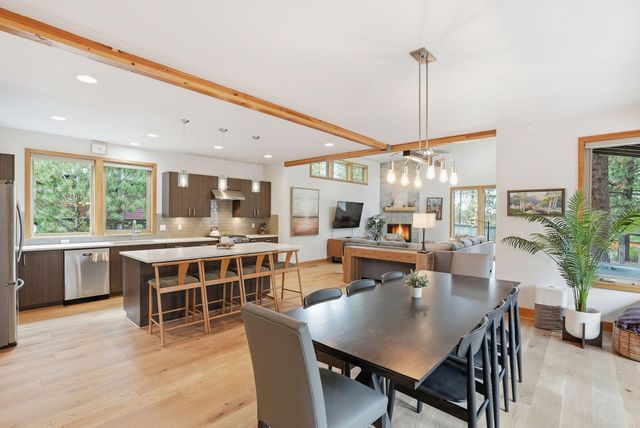 19536 E Campbell Road, Bend, OR 97702