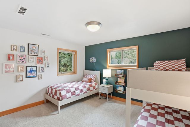 19536 E Campbell Road, Bend, OR 97702