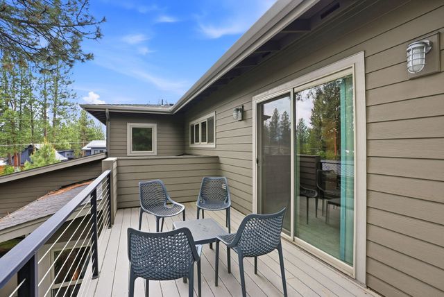 19536 E Campbell Road, Bend, OR 97702