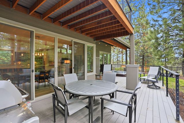 19536 E Campbell Road, Bend, OR 97702