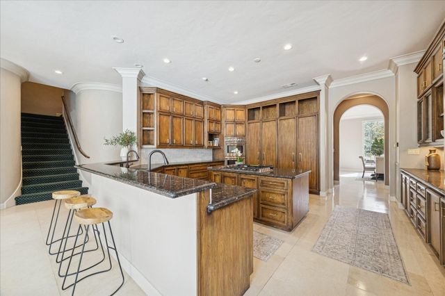 31 Enchanted Woods Drive, Kingwood, TX 77339