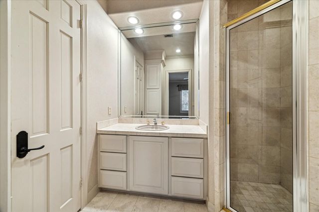 31 Enchanted Woods Drive, Kingwood, TX 77339