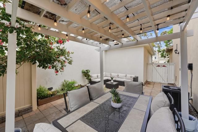 9741 Stonecrest Boulevard, San Diego, CA 92123