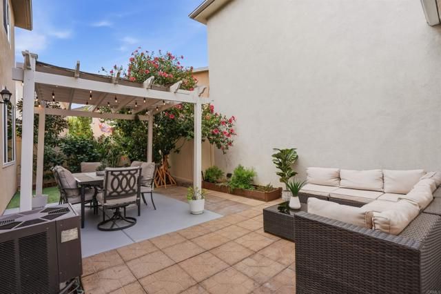 9741 Stonecrest Boulevard, San Diego, CA 92123