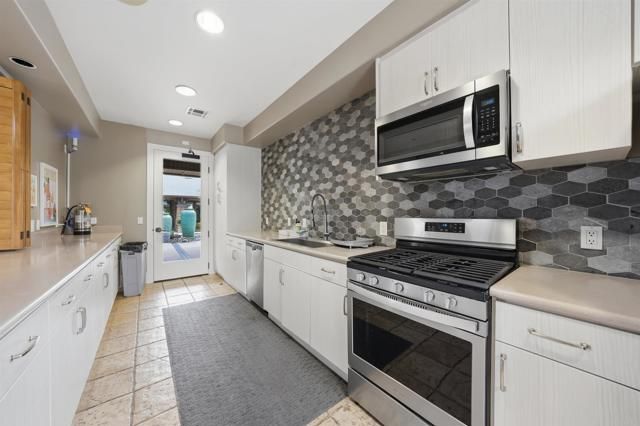 9741 Stonecrest Boulevard, San Diego, CA 92123