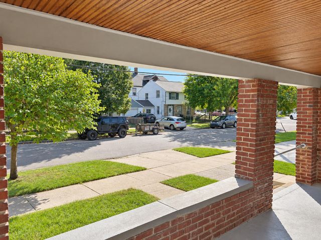 215 Brown Street Se, City Of Grand Rapids, MI 49507