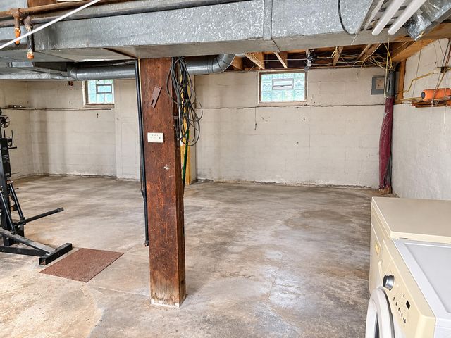 215 Brown Street Se, City Of Grand Rapids, MI 49507