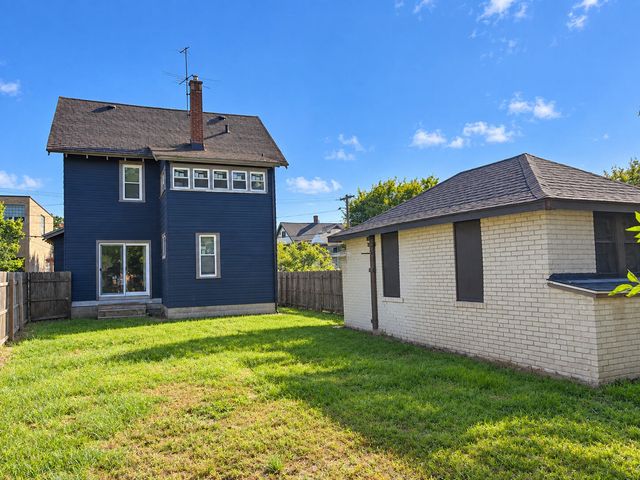 215 Brown Street Se, City Of Grand Rapids, MI 49507