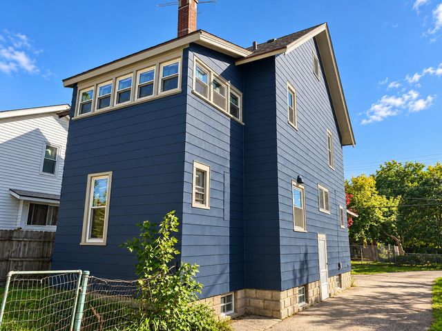 215 Brown Street Se, City Of Grand Rapids, MI 49507