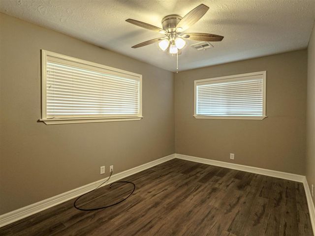 2210 17TH Street, Lake Charles, LA 70601