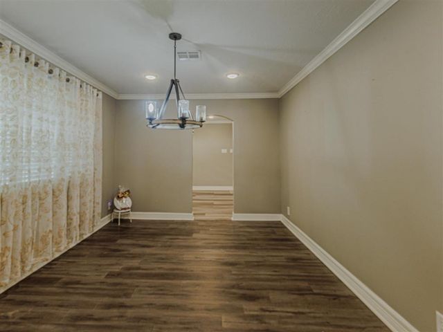 2210 17TH Street, Lake Charles, LA 70601