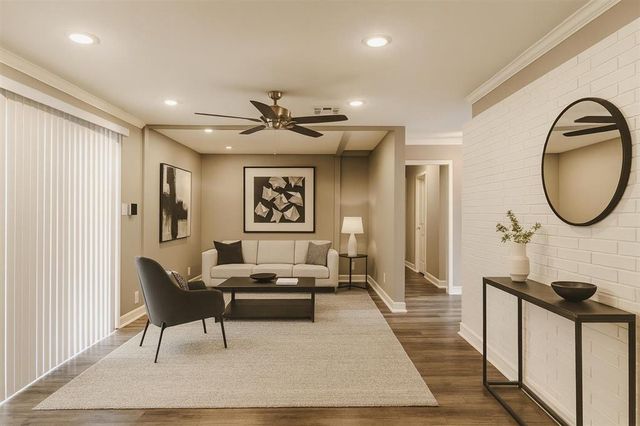 2210 17TH Street, Lake Charles, LA 70601