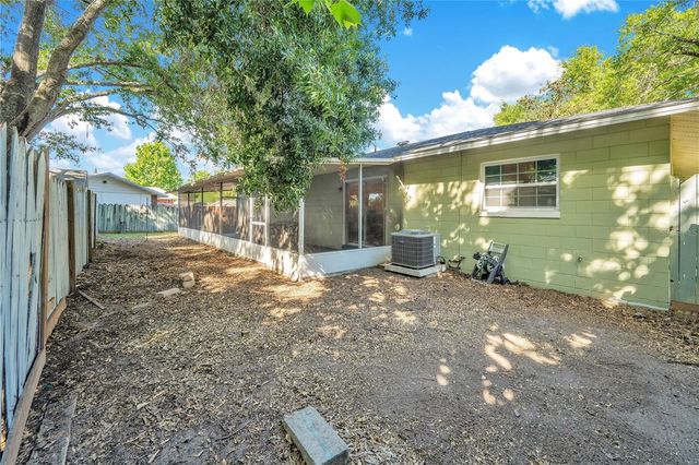 1507 FOXRIDGE RUN SW, Winter Haven, FL 33880