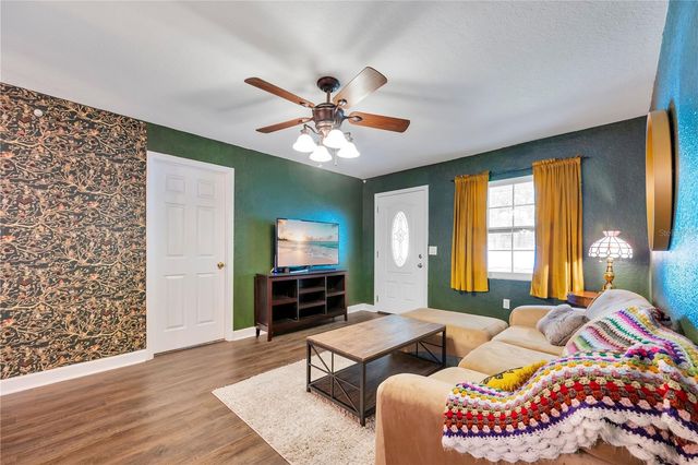 1507 FOXRIDGE RUN SW, Winter Haven, FL 33880