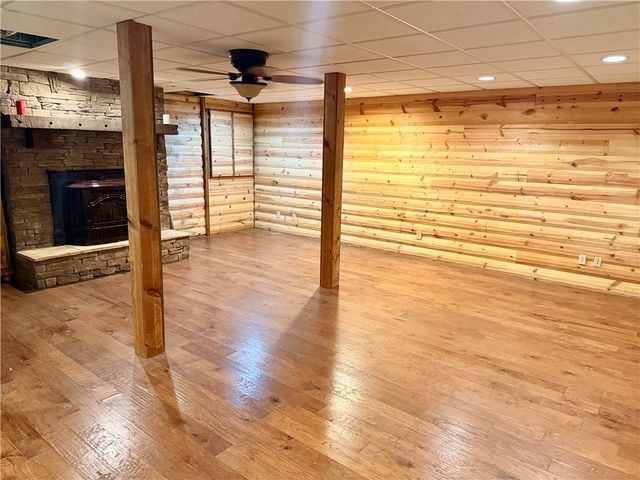 463 County Road 2281, Eureka Springs, AR 72631