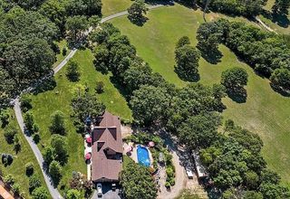 463 County Road 2281, Eureka Springs, AR 72631