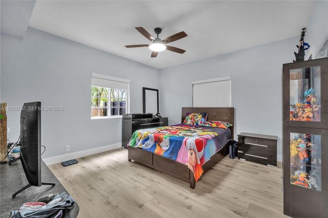 4950 Washington Street 1, Hollywood, FL 33021