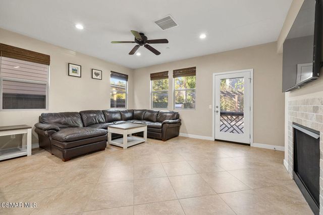 11401 Beechnut Street, Ventura, CA 93004