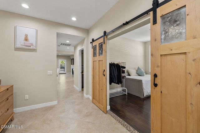 11401 Beechnut Street, Ventura, CA 93004