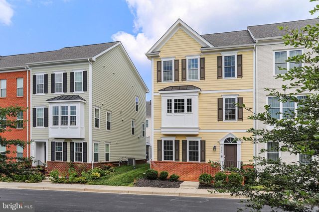 9064 KNOTT LN, Frederick, MD 21704