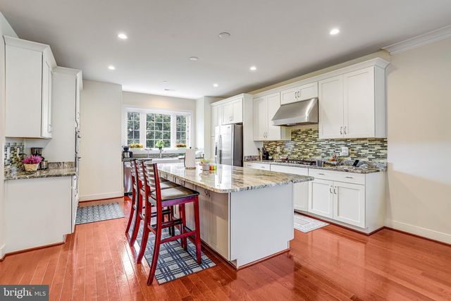 9064 KNOTT LN, Frederick, MD 21704