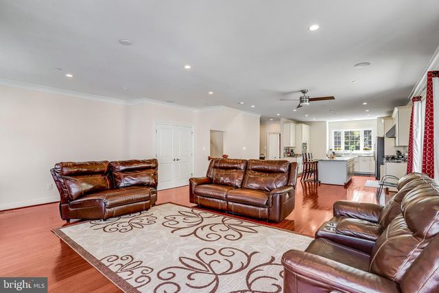 9064 KNOTT LN, Frederick, MD 21704