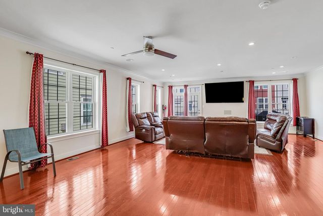 9064 KNOTT LN, Frederick, MD 21704