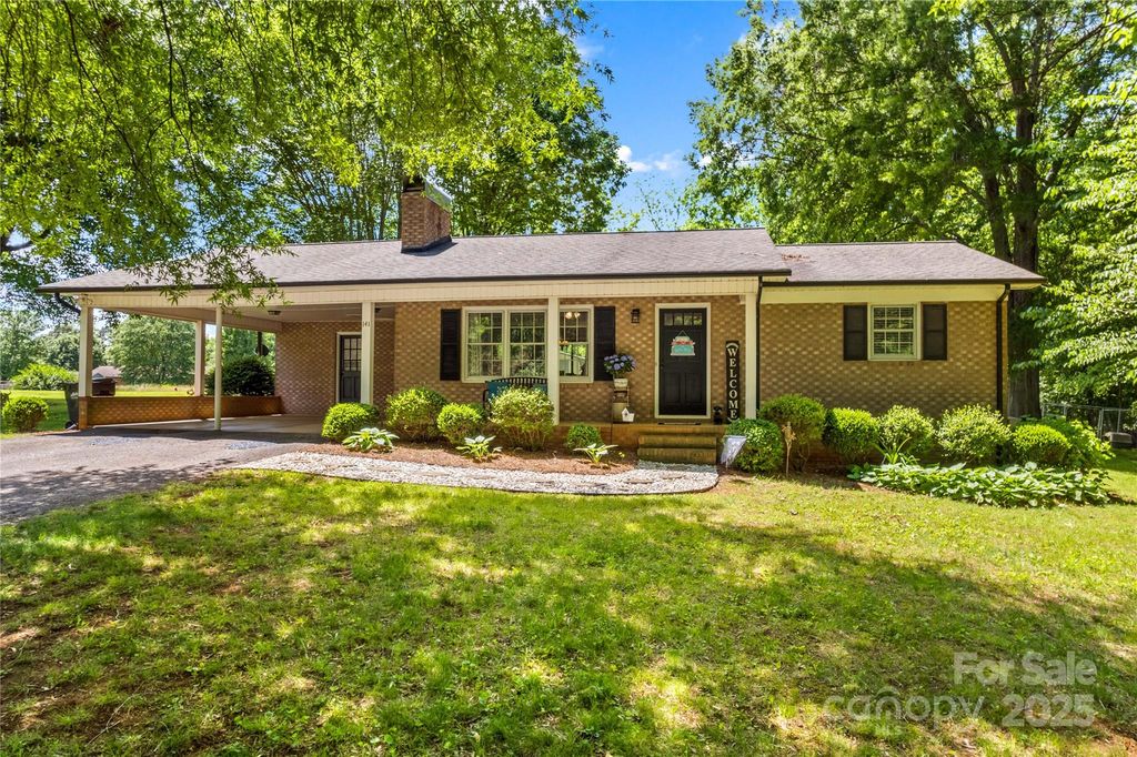 141 Dunlap Loop, Statesville, NC 28625