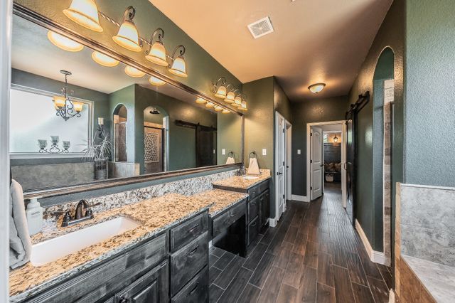 118 Cedar Mountain Drive, Weatherford, TX 76085