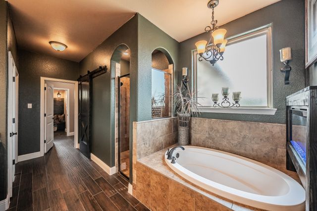 118 Cedar Mountain Drive, Weatherford, TX 76085