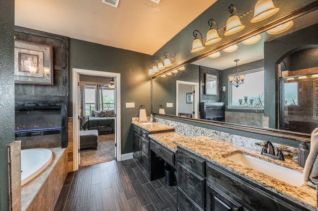 118 Cedar Mountain Drive, Weatherford, TX 76085