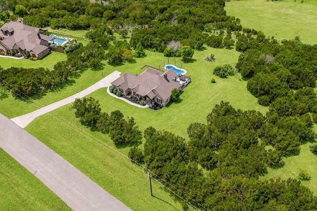 118 Cedar Mountain Drive, Weatherford, TX 76085