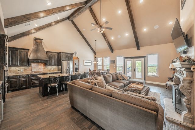118 Cedar Mountain Drive, Weatherford, TX 76085