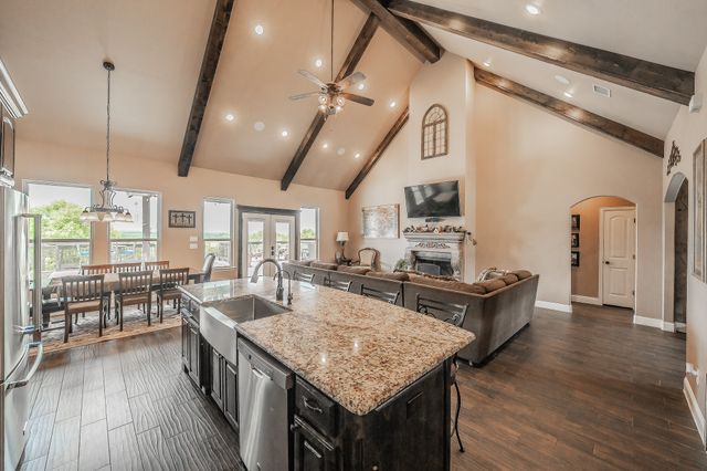 118 Cedar Mountain Drive, Weatherford, TX 76085