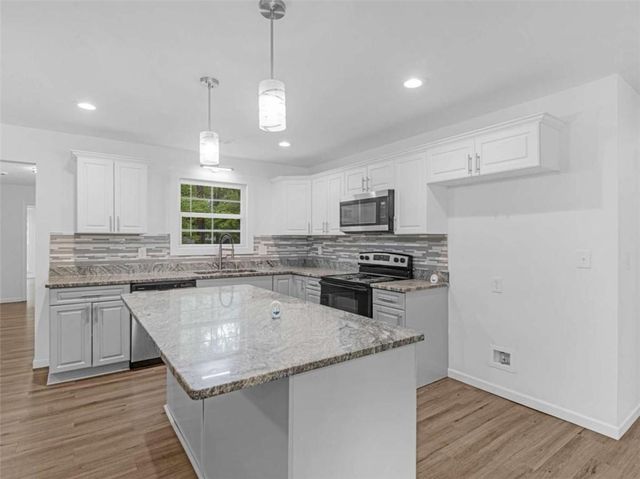 5712 Attucks Boulevard, Morrow, GA 30260