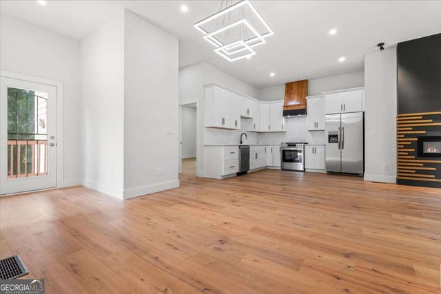 2328 Lakewood Avenue, Atlanta, GA 30315