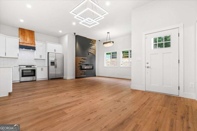 2328 Lakewood Avenue, Atlanta, GA 30315