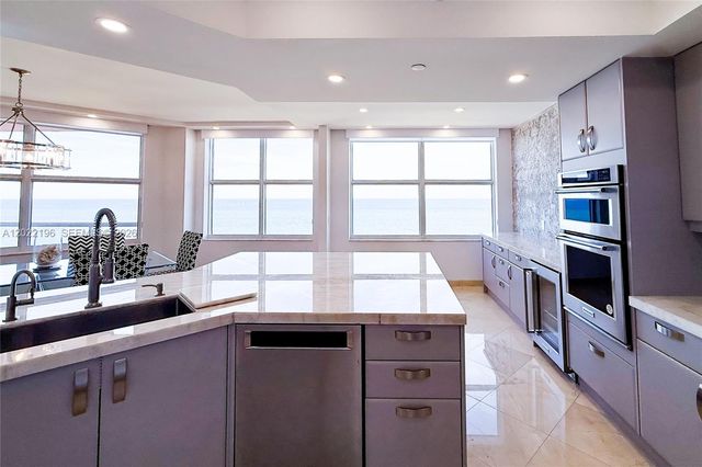 2100 N Ocean Blvd 19B, Fort Lauderdale, FL 33305