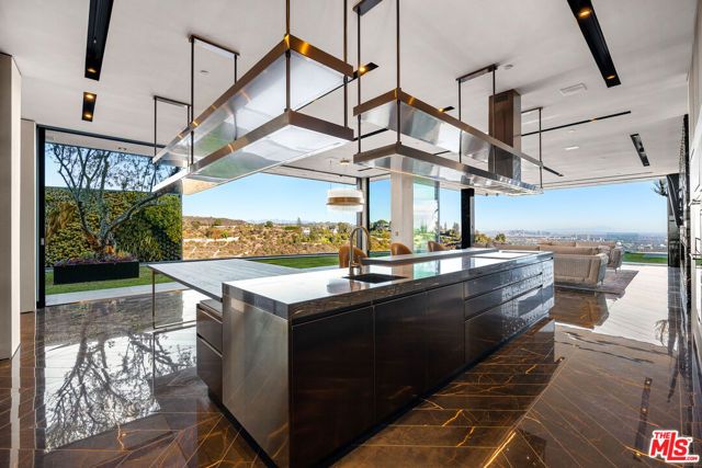 1200 Bel Air Road, Los Angeles, CA 90077