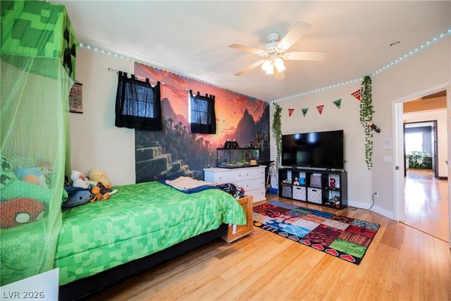 8121 Bear Clan Court, Las Vegas, NV 89131