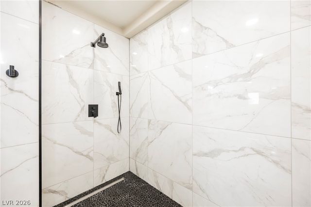 8121 Bear Clan Court, Las Vegas, NV 89131