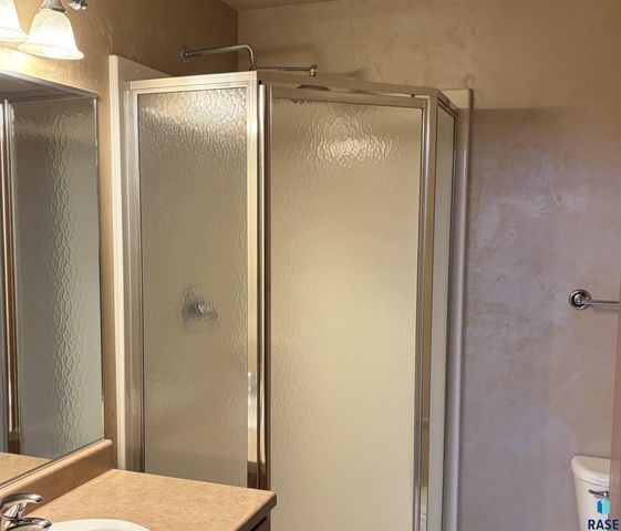 7504 S Aftyn Ave Avenue, Sioux Falls, SD 57108