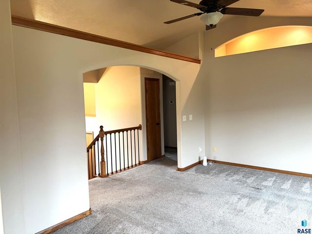 7504 S Aftyn Ave Avenue, Sioux Falls, SD 57108